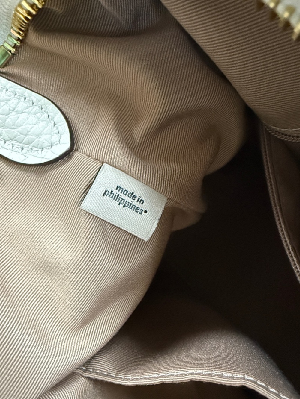 Coach White Floral Pebbled Leather Wristlet with Yellow Flowers - Picture 7 of 11